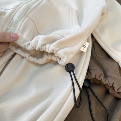 Completo due pezzi per neonato/a: giacca e pantaloni sportivi casual con cerniera. - image 10