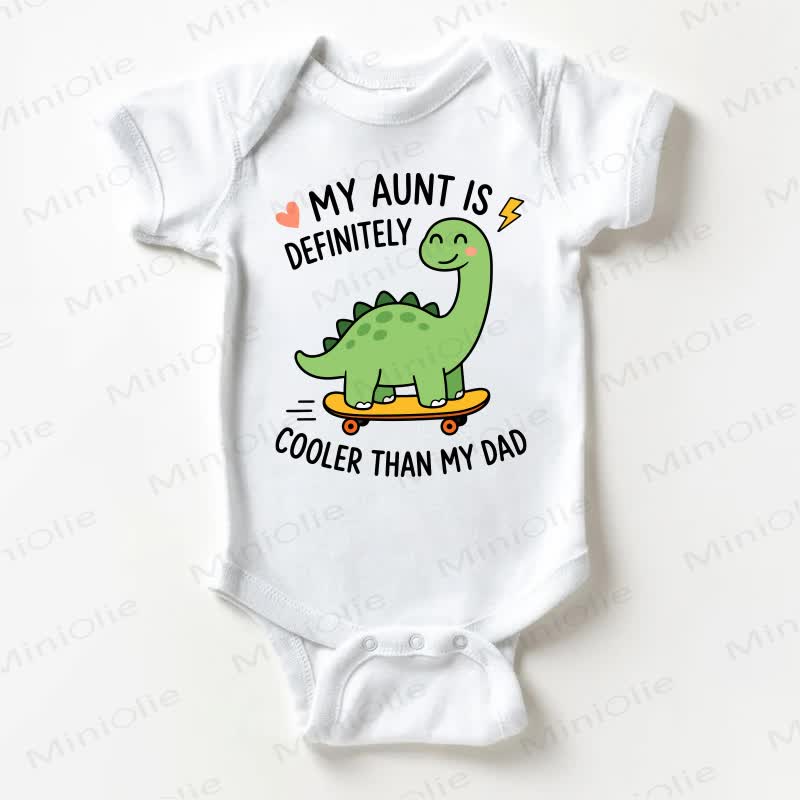 Body bianco per neonati con slogan "MIA ZIA È SICURAMENTE PIÙ COOL DI MIO PAPÀ" - Bianco - 18-24 mesi - image 1