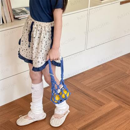 Pantaloncini da bambina in morbido cotone con decorazioni floreali. - image 7