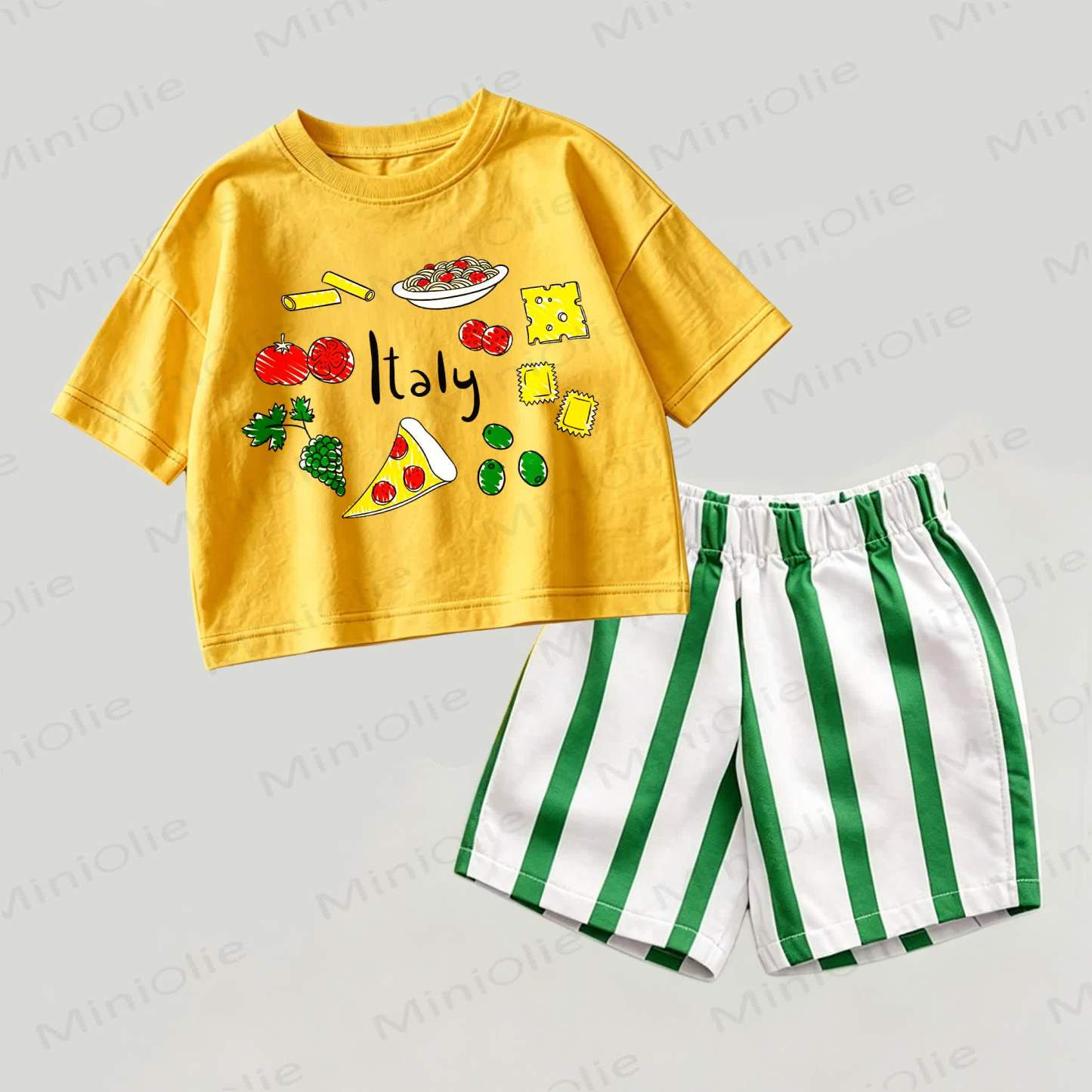 Completo 2 pezzi per neonati ITALIA, composto da top giallo e verde con stampa cibo e pantaloncini a righe. - Giallo e verde - 2-3T - image 1