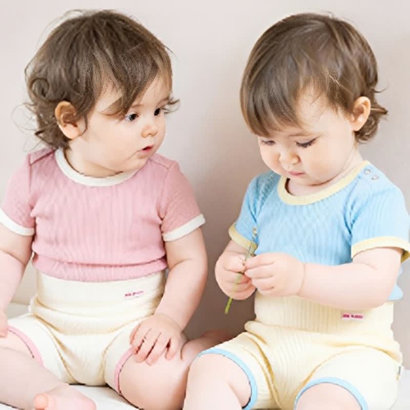 Completo per neonato in maglia a maniche corte - image 8