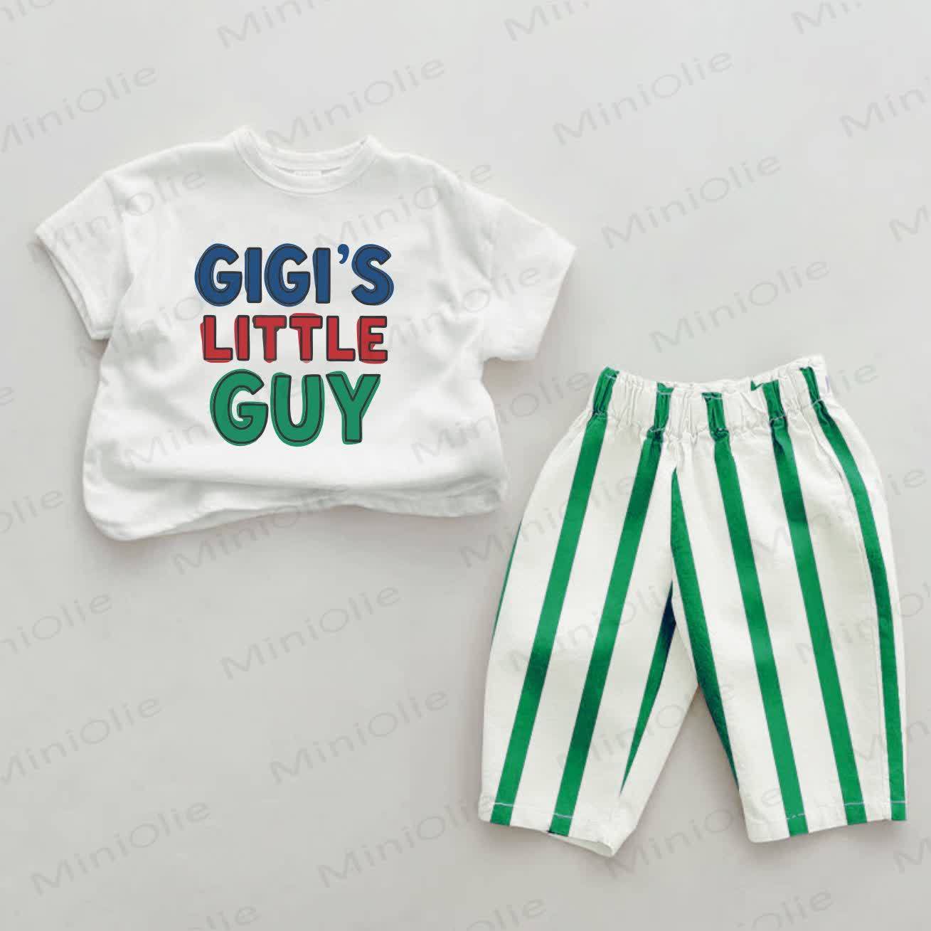 Completo da neonato GIGI'S LITTLE GUY con pantaloni a righe verticali verdi e slogan. - Bianco e Verde - 2-3T - image 1