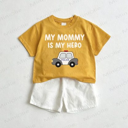 Completo da neonato "La mia mamma è la mia eroina": maglietta e pantaloncini. - Giallo e bianco - 3-5T - image 1
