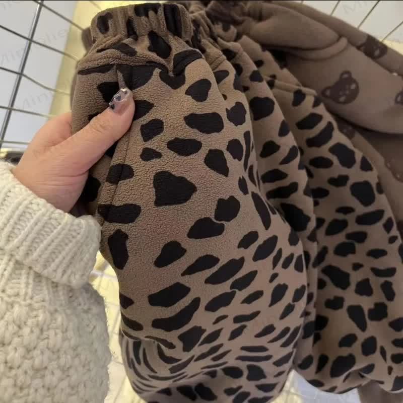 Pantaloni con stampa leopardata e foderati in pile per bambini - image 4