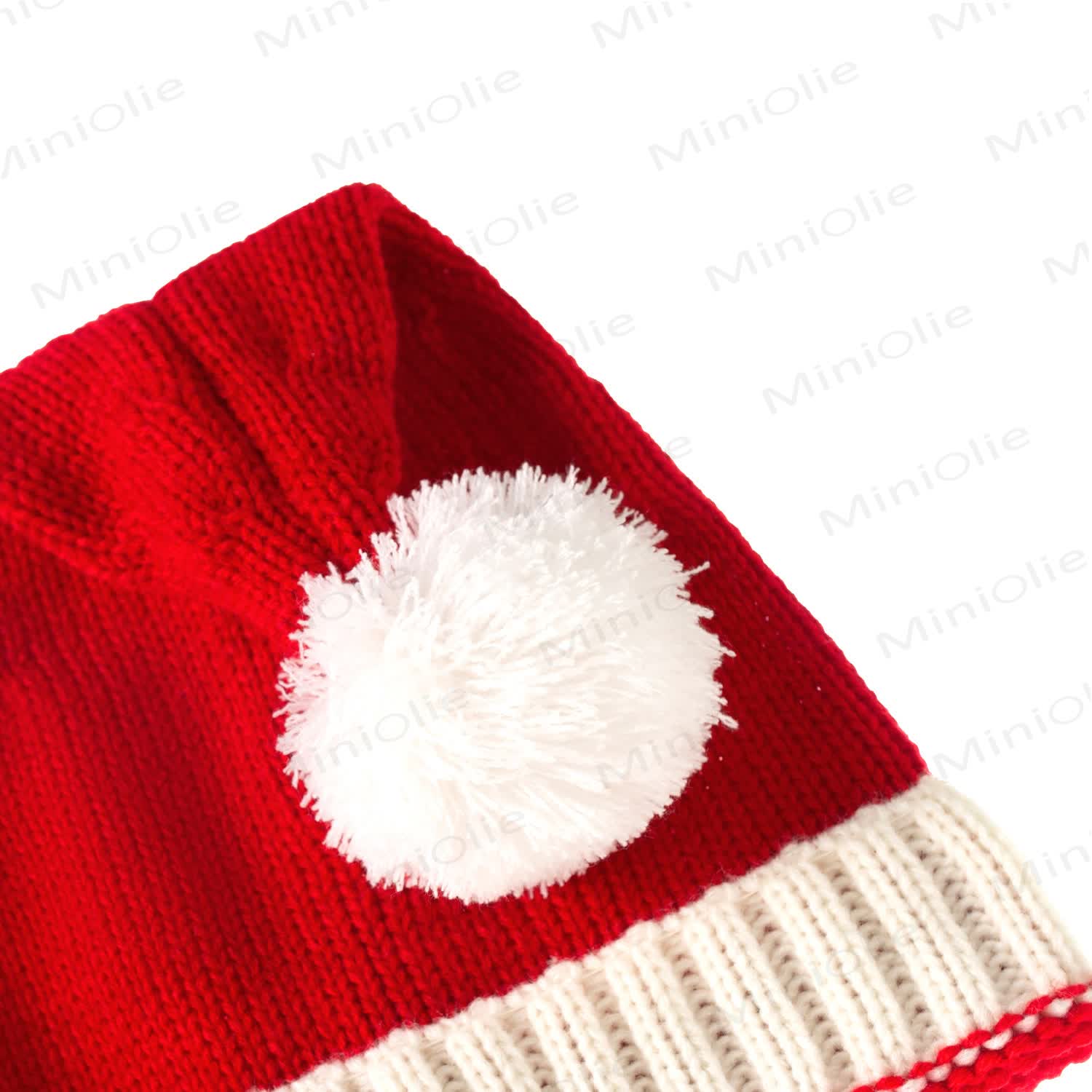 Berretto caldo lavorato a maglia rosso per Natale - image 15