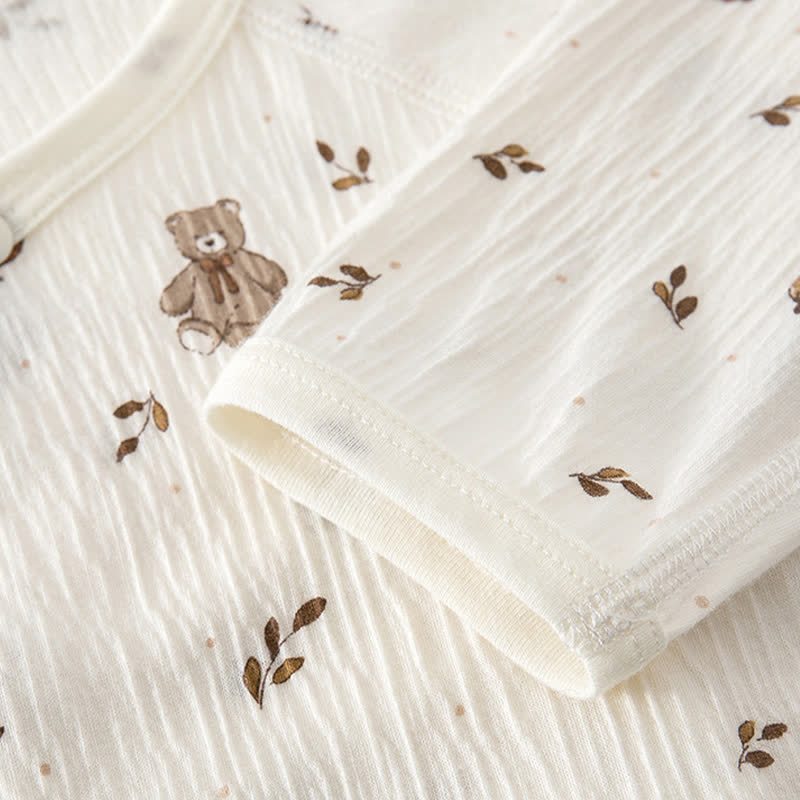 Tutina per neonati con fiocco, pois e orsetto, chiusura frontale con bottoni. - image 7