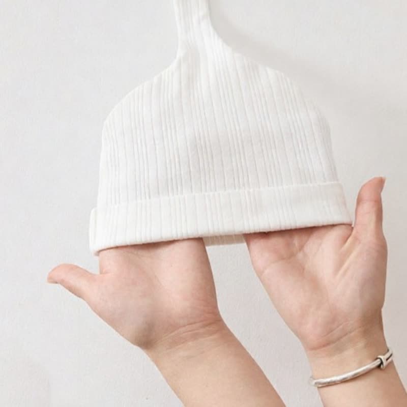 Tutina avvolgente Baby Star con cappellino - image 11