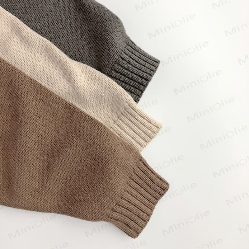 Maglione con cappuccio e tasca in maglia tinta unita per bambini piccoli - image 10