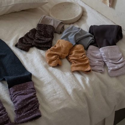 Leggings a pois con orlo a balze per bambina - image 5