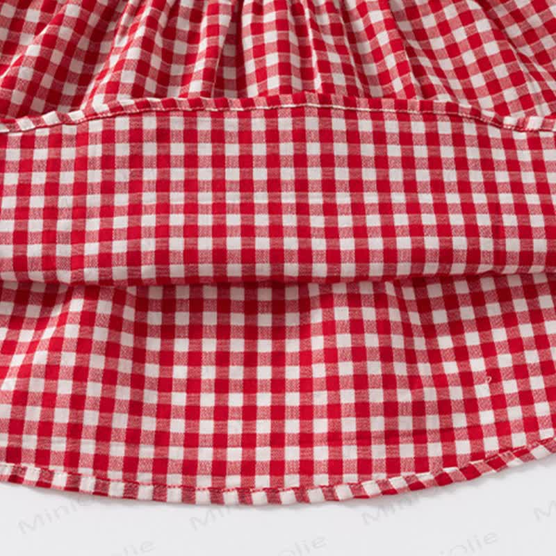 Vestito senza maniche in cotone con stampa a quadri e fragole per bambina. - image 6