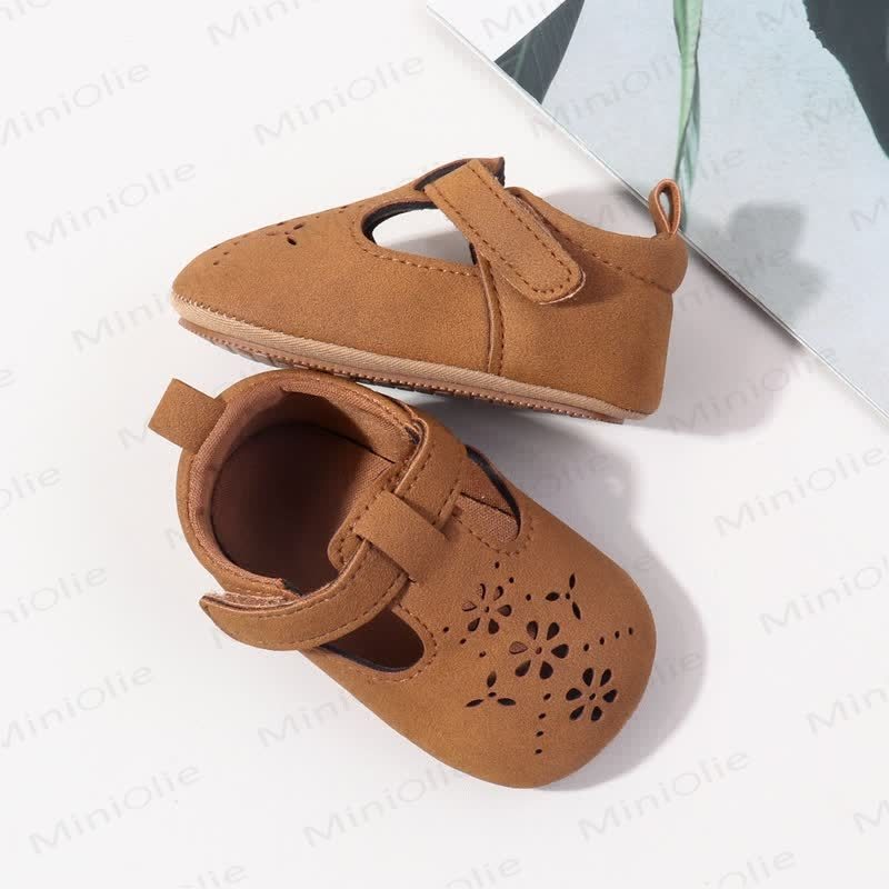 Scarpe con grazioso motivo floreale per bambina - image 15