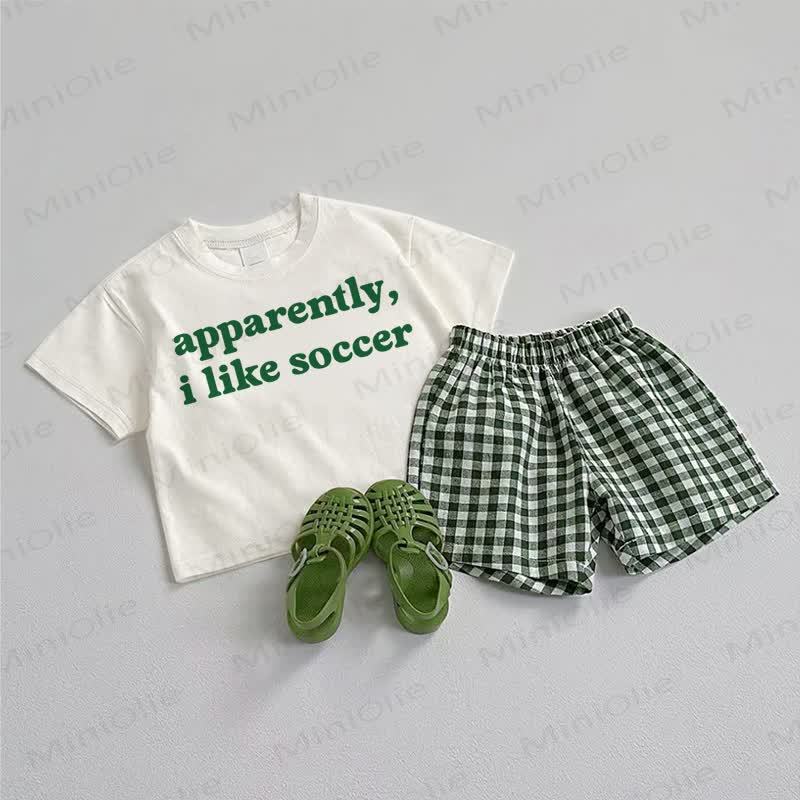 A quanto pare, mi piace il calcio. Set di magliette a maniche corte per neonati e bambini piccoli con stampa di auto. - Verde - 3-5T - image 1