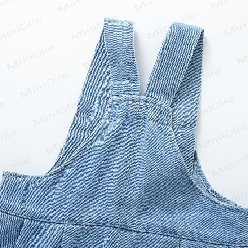 Salopette in denim azzurro chiaro per bambina - image 5