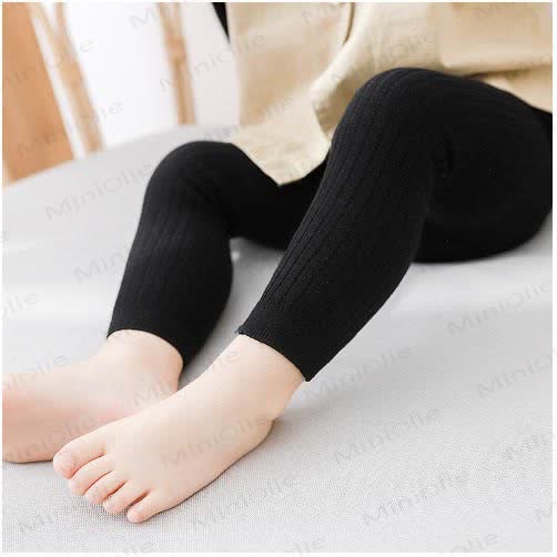 Leggings semplici a tinta unita per bambina - Nero - 4-6T - image 4