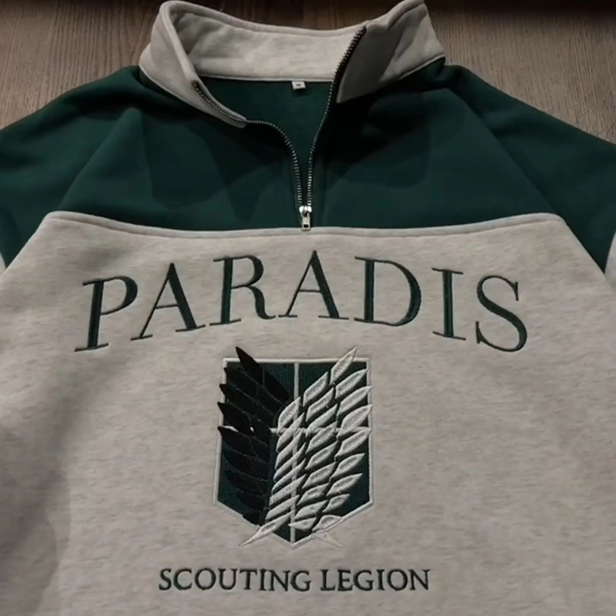 AOT Scouting Legion Paradis Zip