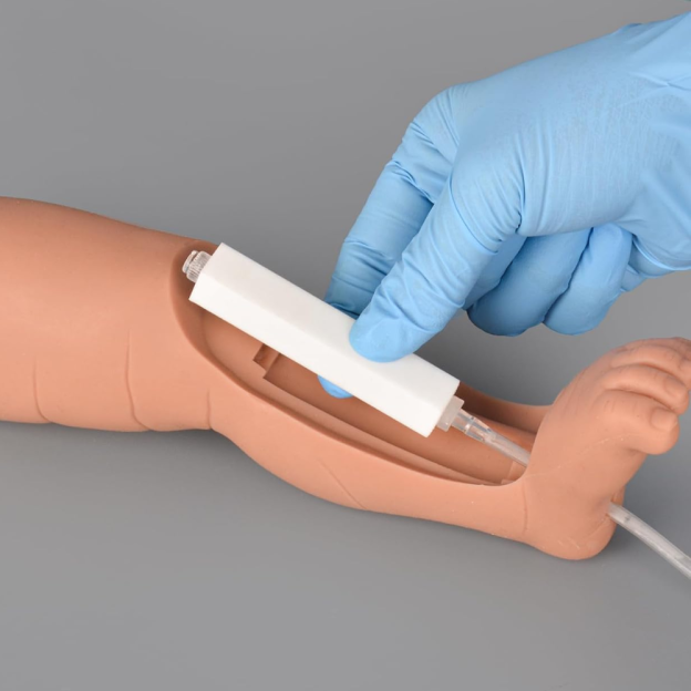 Pediatric IO Training Leg with Replaceable Bone Module