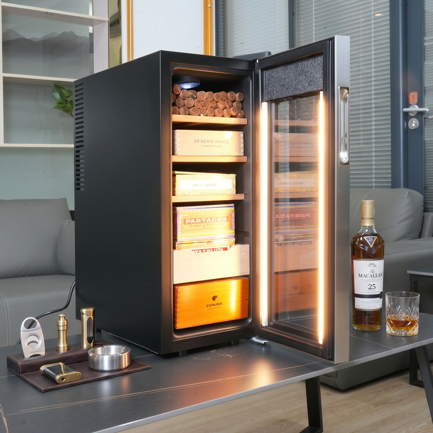 KingChii 35L Temp & Humidity Control Cigar Humidor, 200-Cigar Capacity
