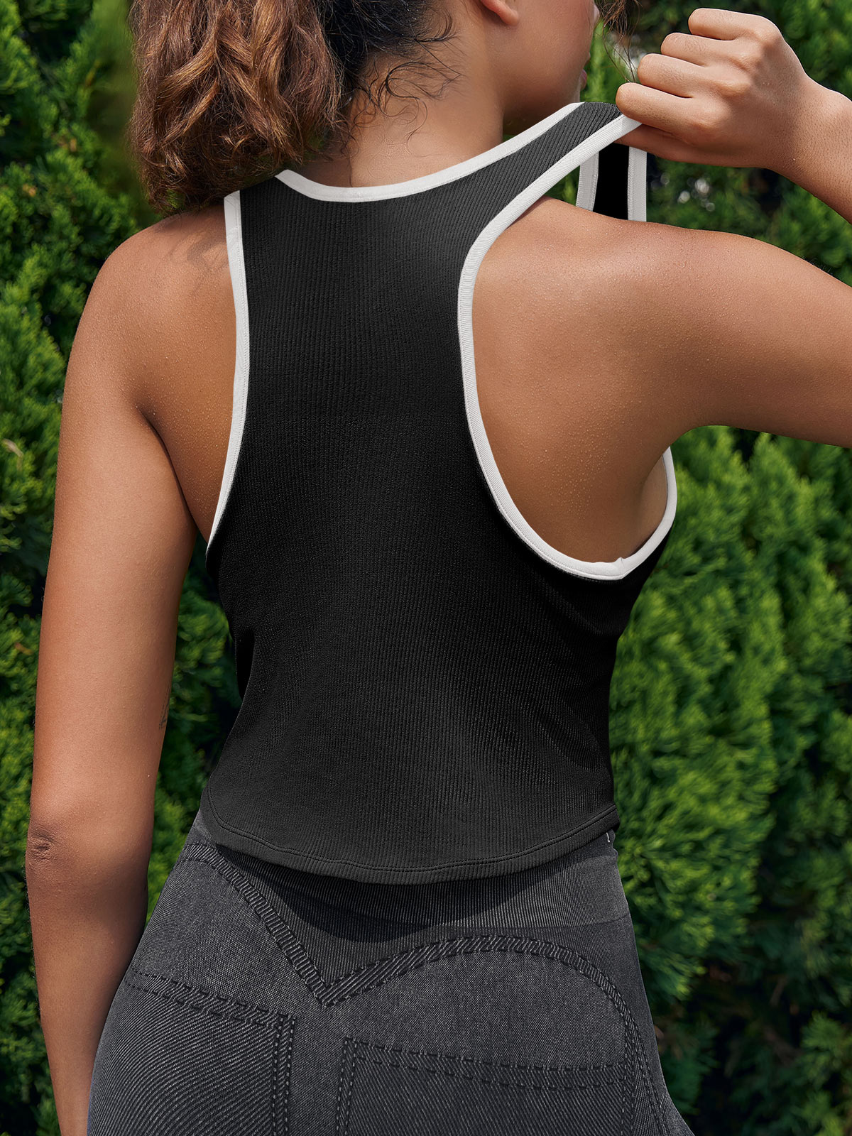 Womens Sleeveless Racerback Workout Tank Tops with Built in Bra