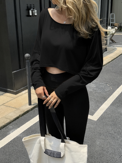 Off The Shoulder Batwing Long Sleeve Cropped Tops