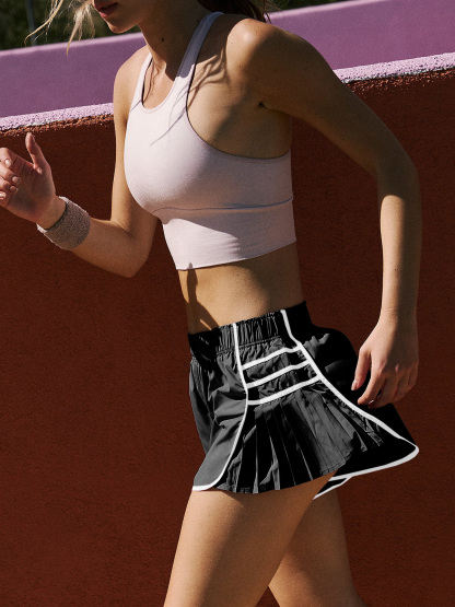 Pleated Contrast Workout Gym Shorts