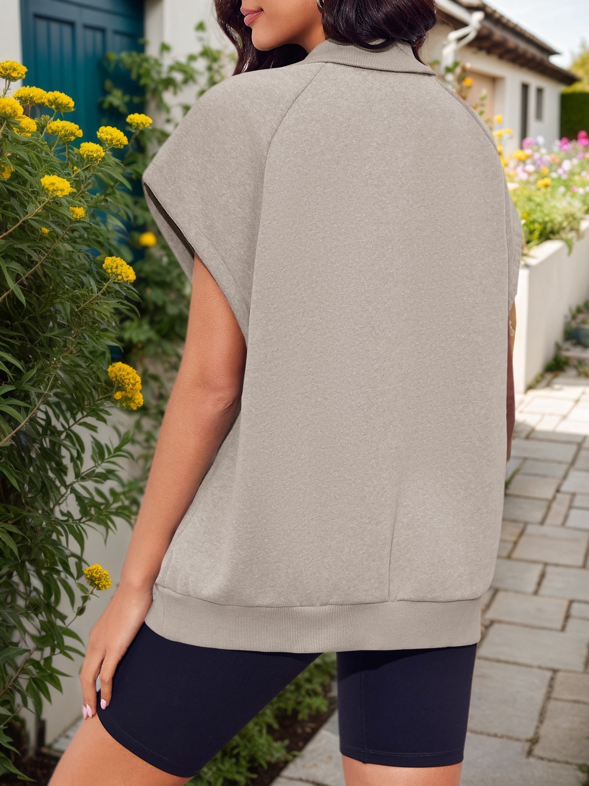 Sleeveless Zip Up Fleece Sweatshirt