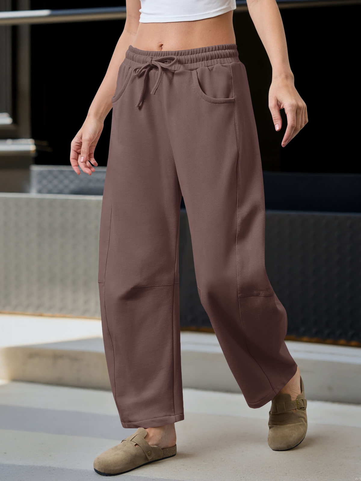 Barrel Leg Elastic Waist Sweatpant