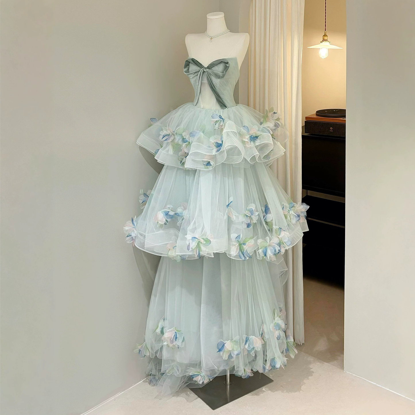 Strapless Floral Princess Evening Gown, Custom‑Made for Banquet & Birthday Events