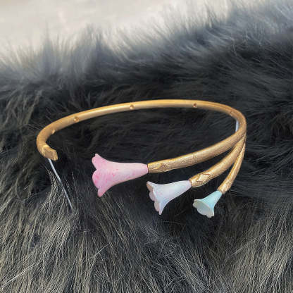 Robin Honkai Star Rail Cosplay Costume Set with Wig, Hairpins, Earrings, and Gloves-Astricos