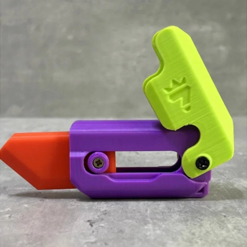 🔥2023 Hot Sale🔥3D Gravity Carrot Knife Decompression Toy