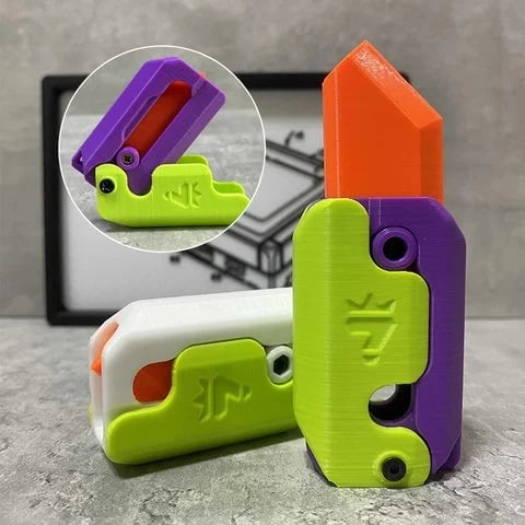 🔥2023 Hot Sale🔥3D Gravity Carrot Knife Decompression Toy