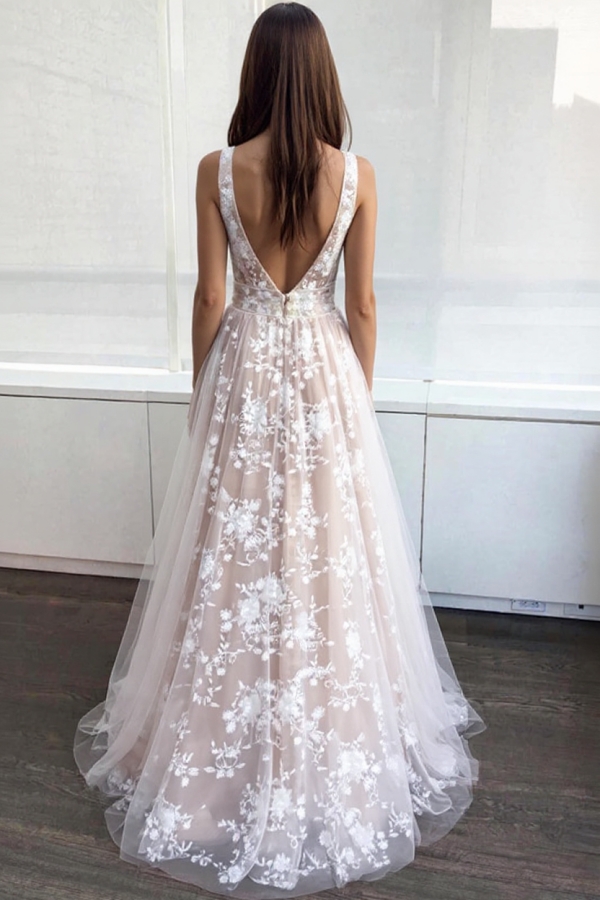 A-line Sexy Lace-Appliques Deep-V-Neck Layers Prom Dresses