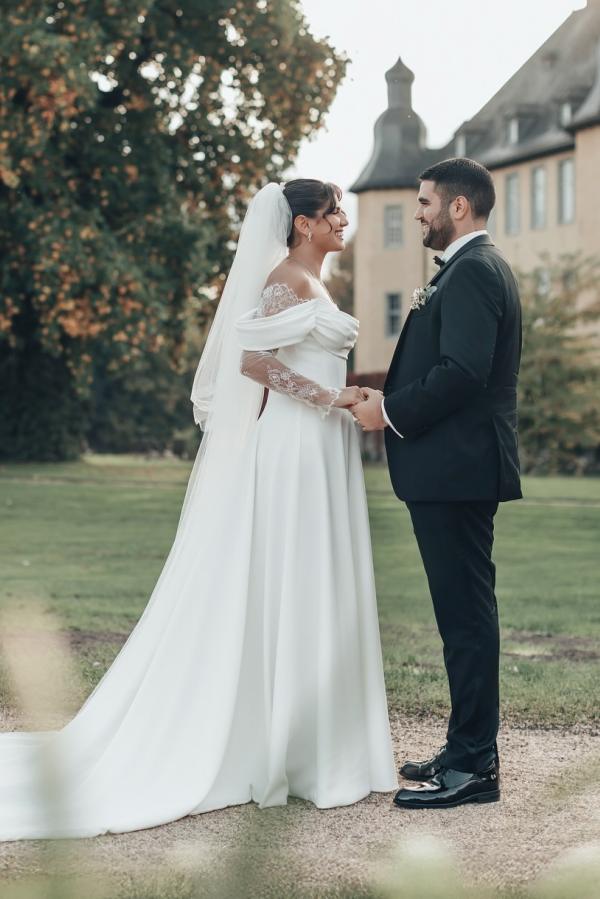 Off-the-Shoulder White Front Split Wedding Dress Ruffle Satin Lace Appliques Aline Bridal Dress-newarrivaldress