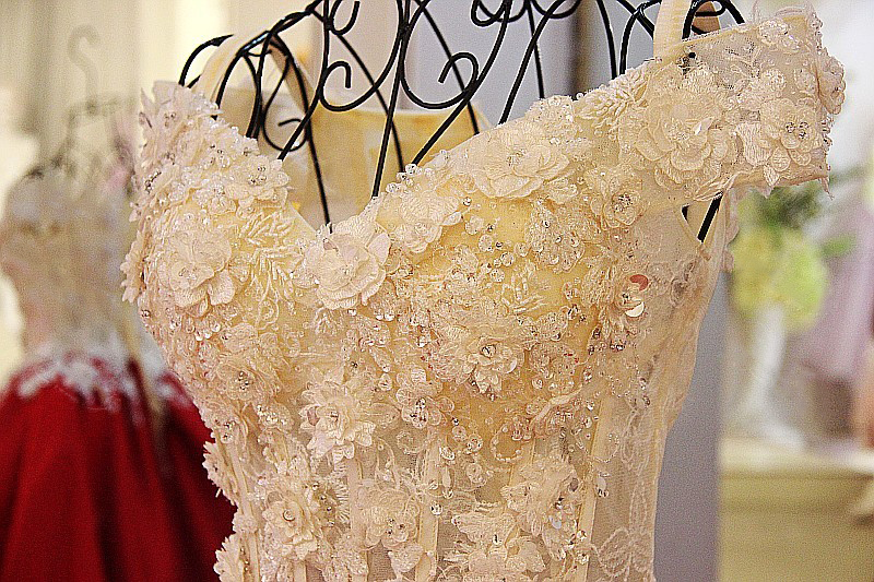 Ball Gown Sequins Applique A-Line Off-The-Shoulder Floor-Length Evening Dresses-newarrivaldress