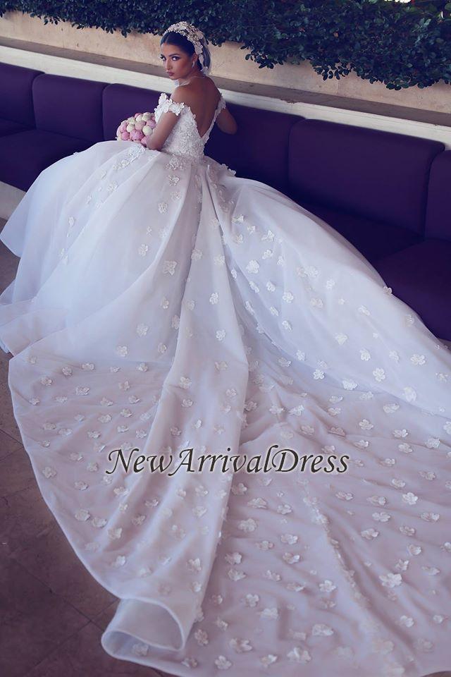 Luxurious Princess Ball Gown Wedding Dresses | Puffy Tulle Off The Shoulder Bridal Gowns with Appliques-newarrivaldress