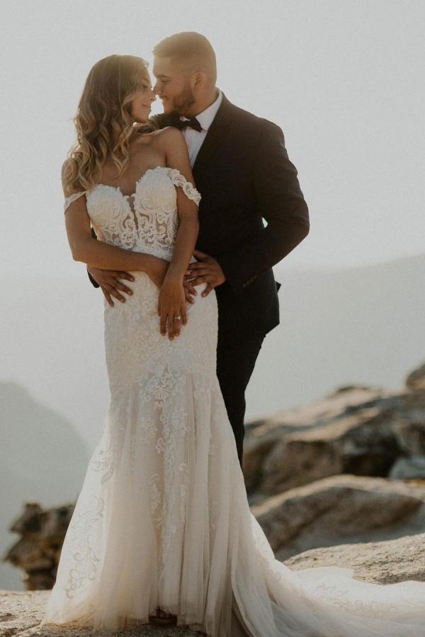 Off Shoulder White Mermaid Garden Wedding Dress 3D Floral Lace Slom Bridal Dress-newarrivaldress