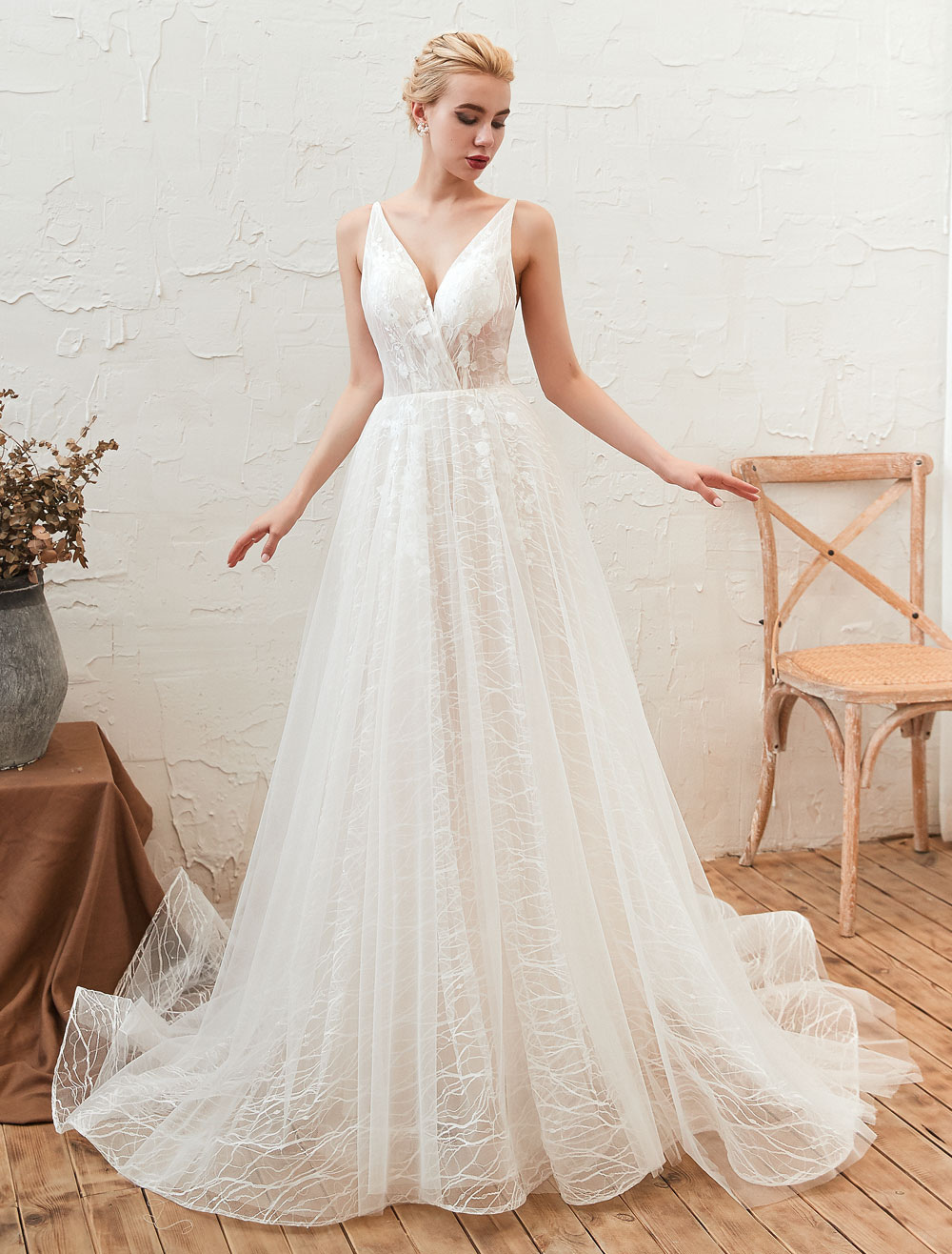 Wedding Dress 2021 V Neck A Line Floor Length Lace Appliqued Tulle Bridal Gowns-newarrivaldress
