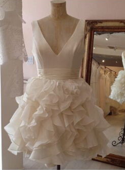 White V-neck Mini Cocktail Dresses Organza A-Line Homecoming Dresses-newarrivaldress
