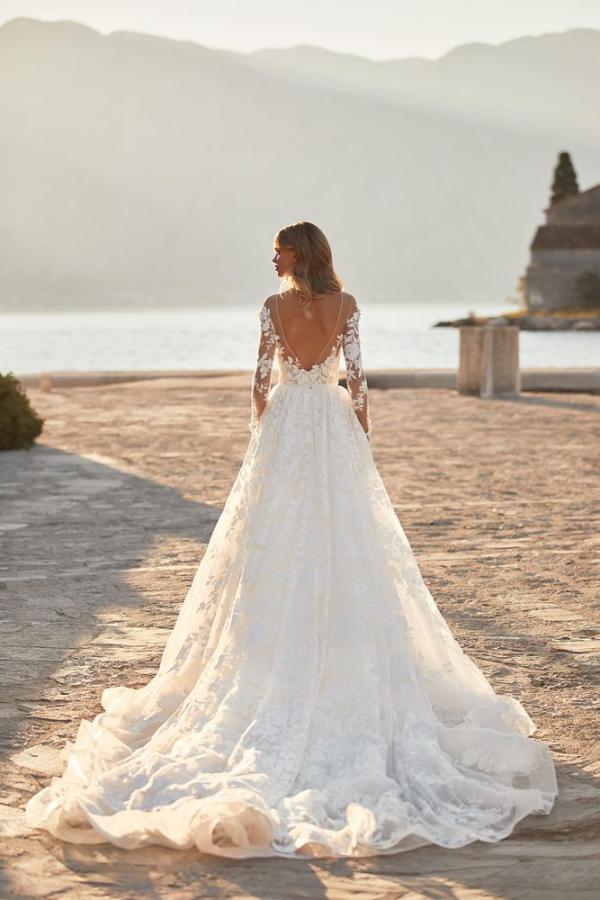 Long Sleeves Aline Wedding Dress Elegant Floral Lace Tulle Bridal Dress-newarrivaldress