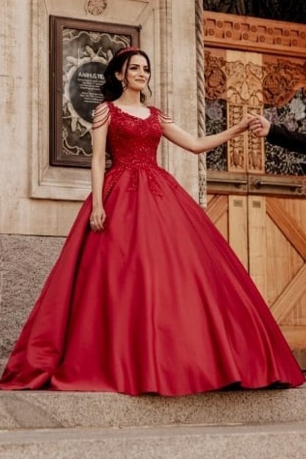 Chic Red Satin Ball Gown Scoop Neck Tassels Appliques Aline Evening Dress-newarrivaldress