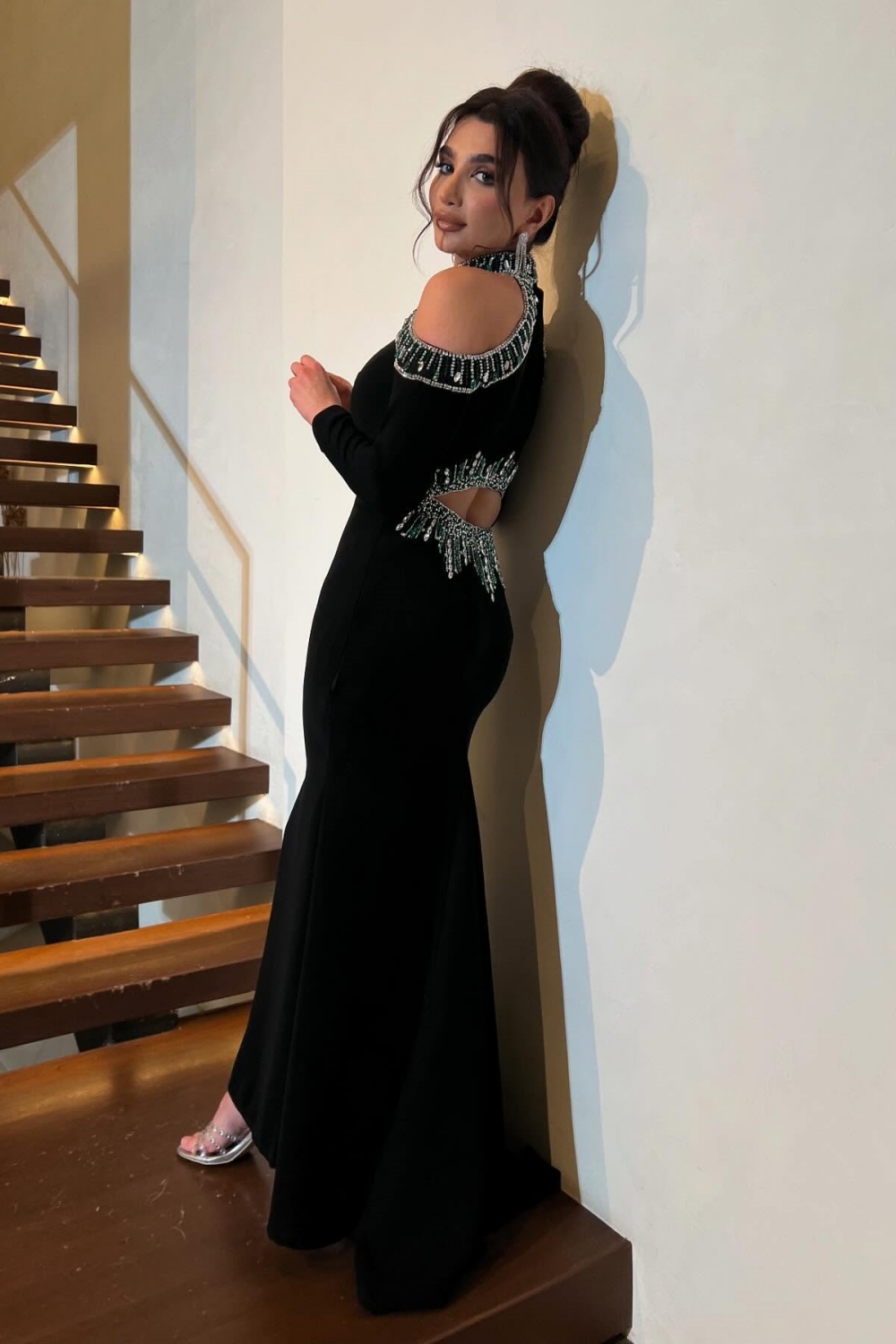 Halter Black Sheath Prom Dress with Glitter Beadings-newarrivaldress