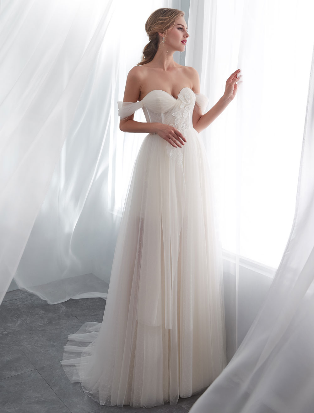 Wedding Dresses Tulle Ivory Off The Shoulder Sweetheart Beach Bridal Dress With Train-newarrivaldress