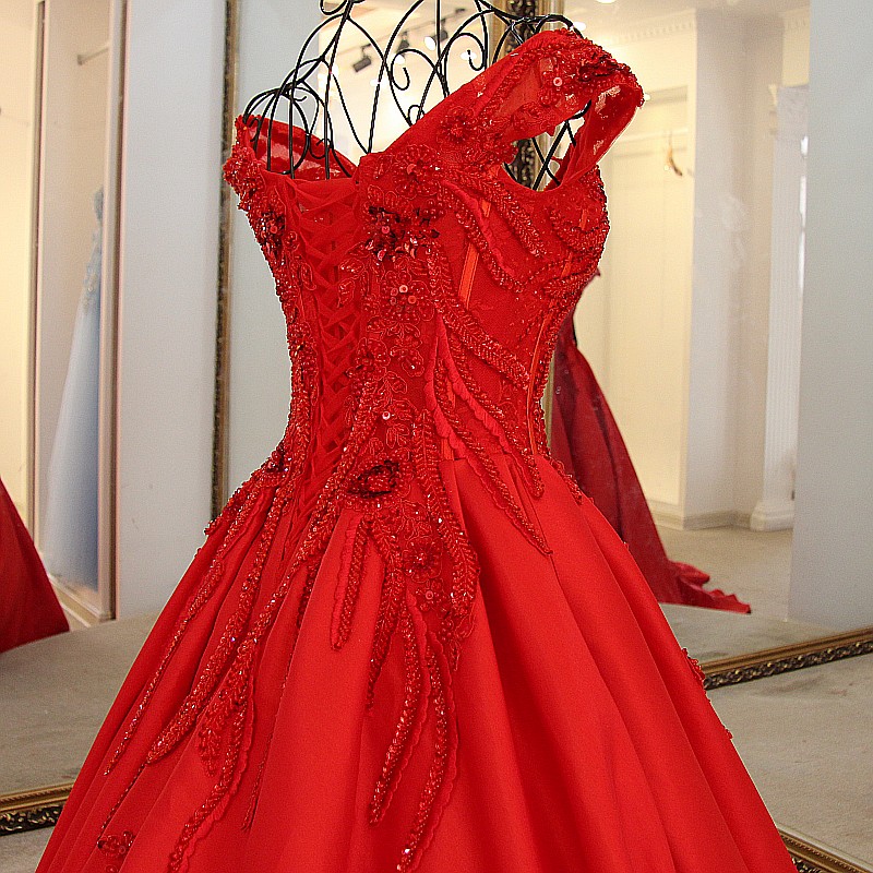 Elegant Red V-neck Lace-up Brush Train Appliques Prom Gown With Ruffle-newarrivaldress