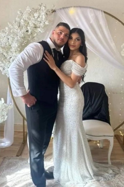 Off the Shoulder Chapel Sequined Floor Length Wedding Dress-newarrivaldress