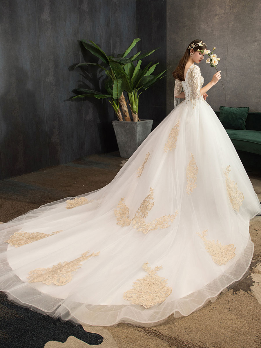 Princess Wedding Dress Ivory Lace Applique V Neck Half Sleeve Bridal Gown With Train-newarrivaldress