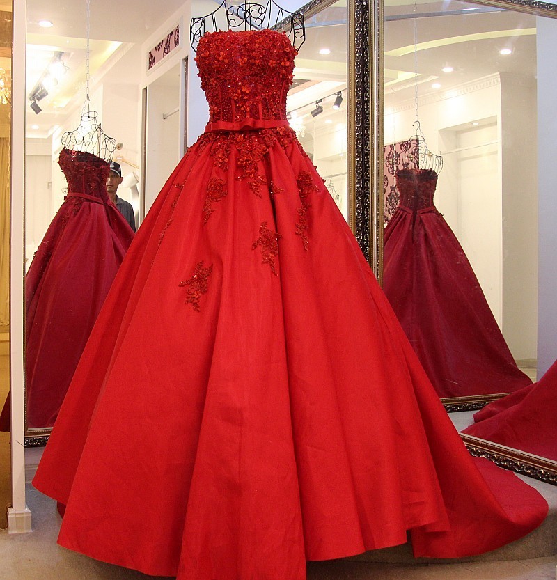 Strapless Bow A-Line Applique Ball Gown Tulle Sweep Train Prom Dresses-newarrivaldress