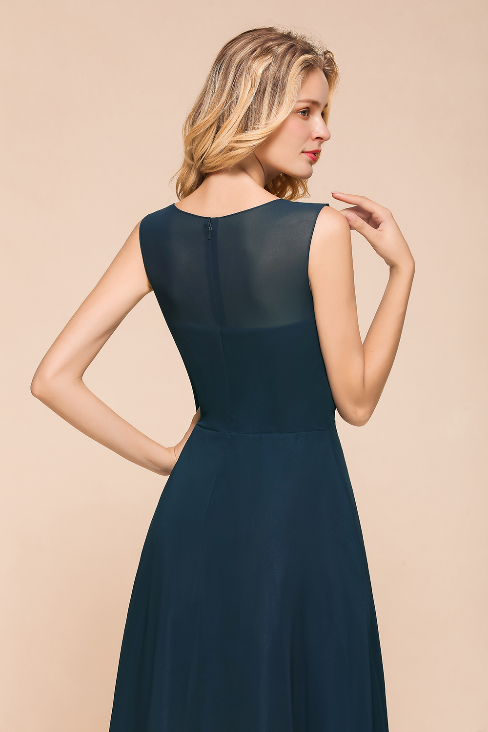Ruffle Long Bridesmaid Dress Sleeveless Chiffon Wedding Guest Dress-newarrivaldress