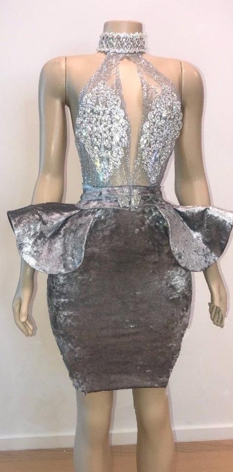 Sexy Backless Silver Velvet Short Prom Dresses | Halter Keyhole Lace Appliques Homecoming Dresses-newarrivaldress