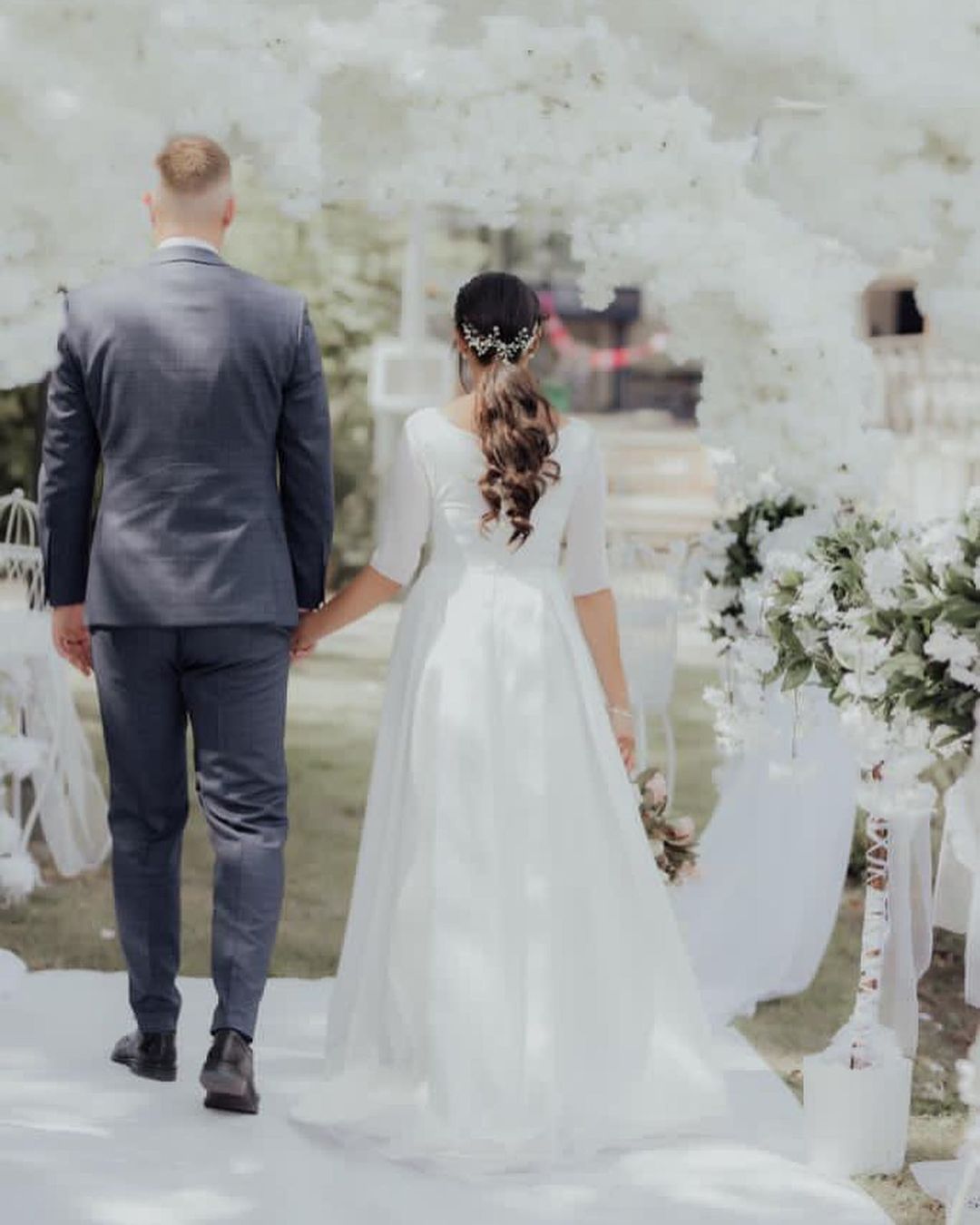 Elegant White Long Sleeves Aline Wedding Dress Simple Garden Bridal Dress for Bride-newarrivaldress