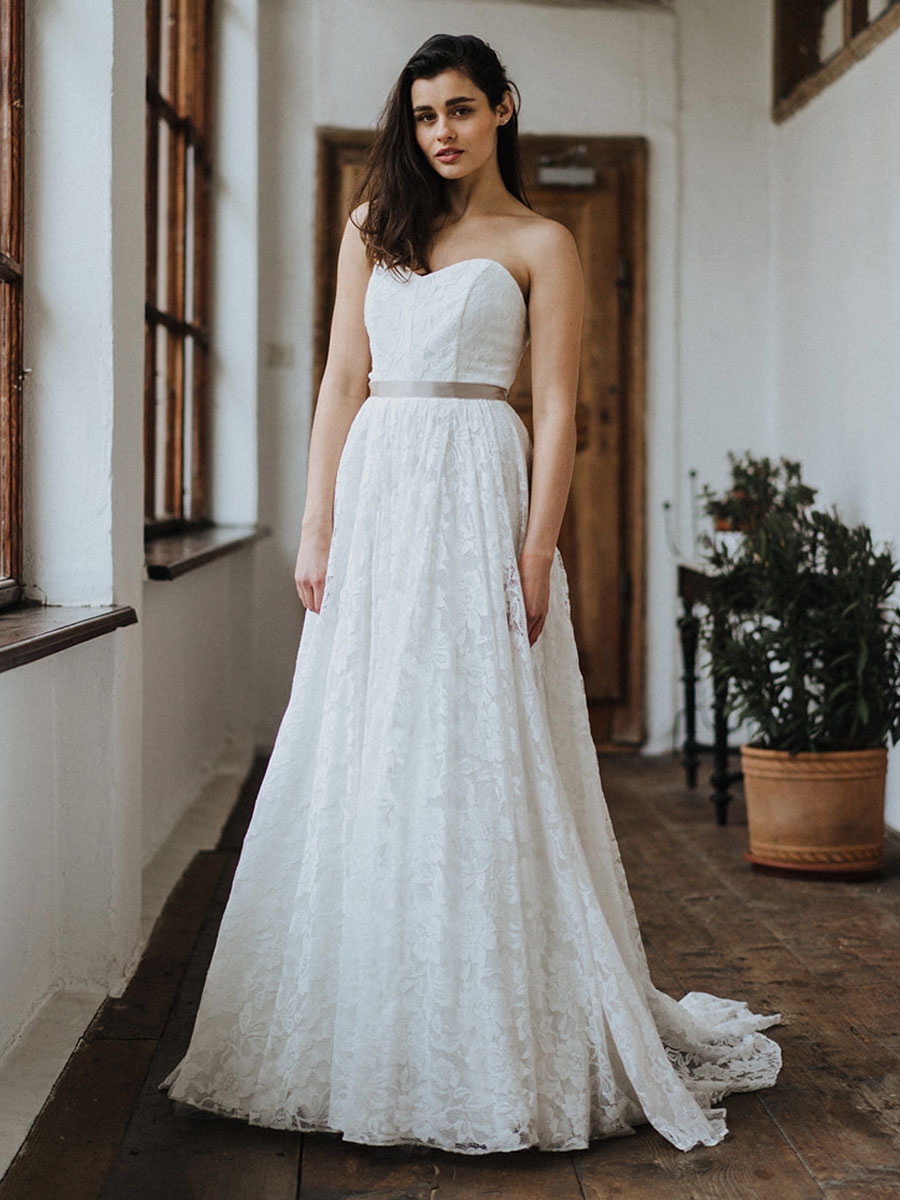 Simple Wedding Dresses Lace Wedding Gowns Strapless A-Line Bridal Gowns-newarrivaldress