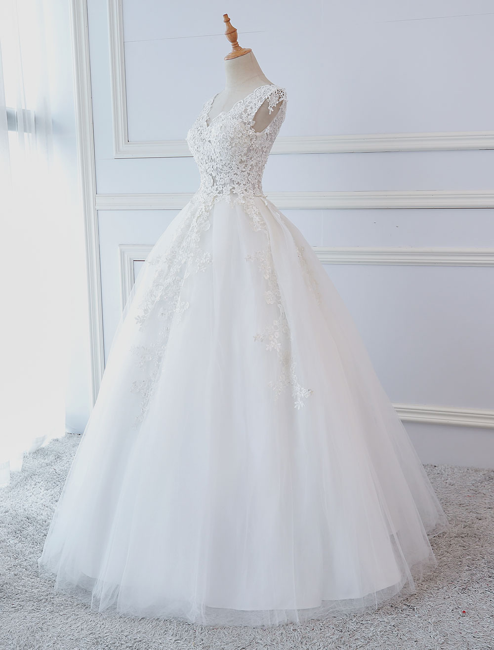 Princess Wedding Dresses Ball Gowns Lace V Neck Sleeveless Floor Length Bridal Gowns-newarrivaldress